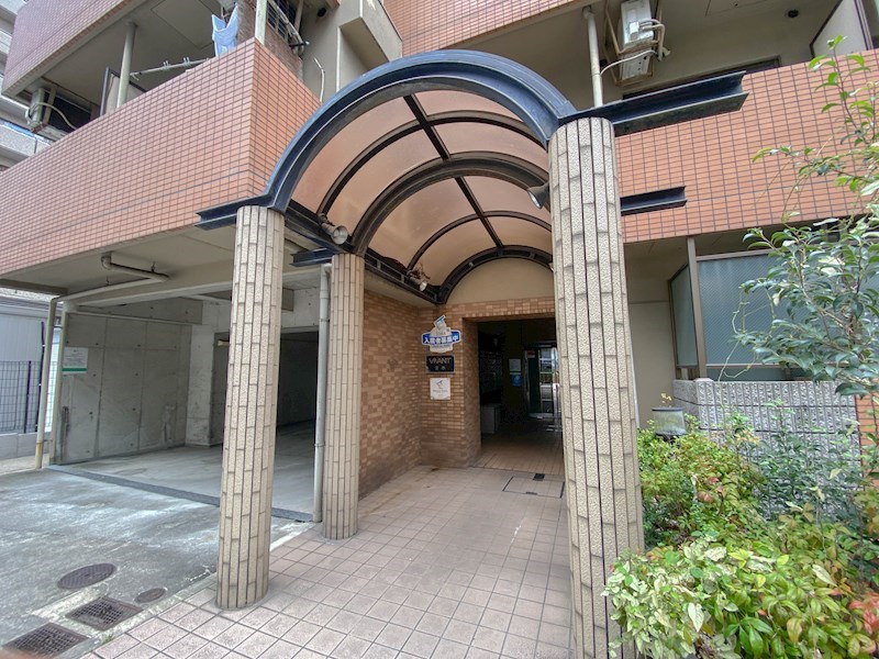 VIVANT青木 エントランス