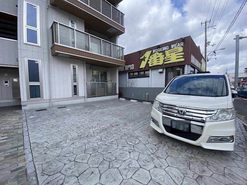 アークコート 駐車場