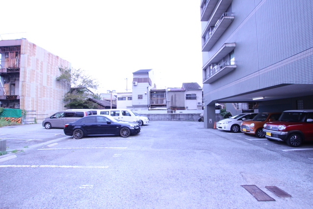 アルトピノ立花 駐車場