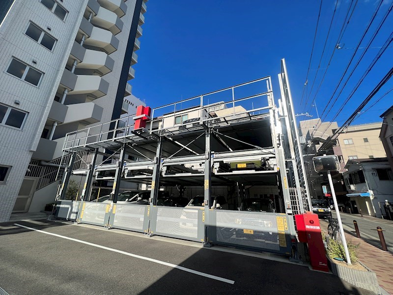 エステムコート神戸グランスタイル 駐車場