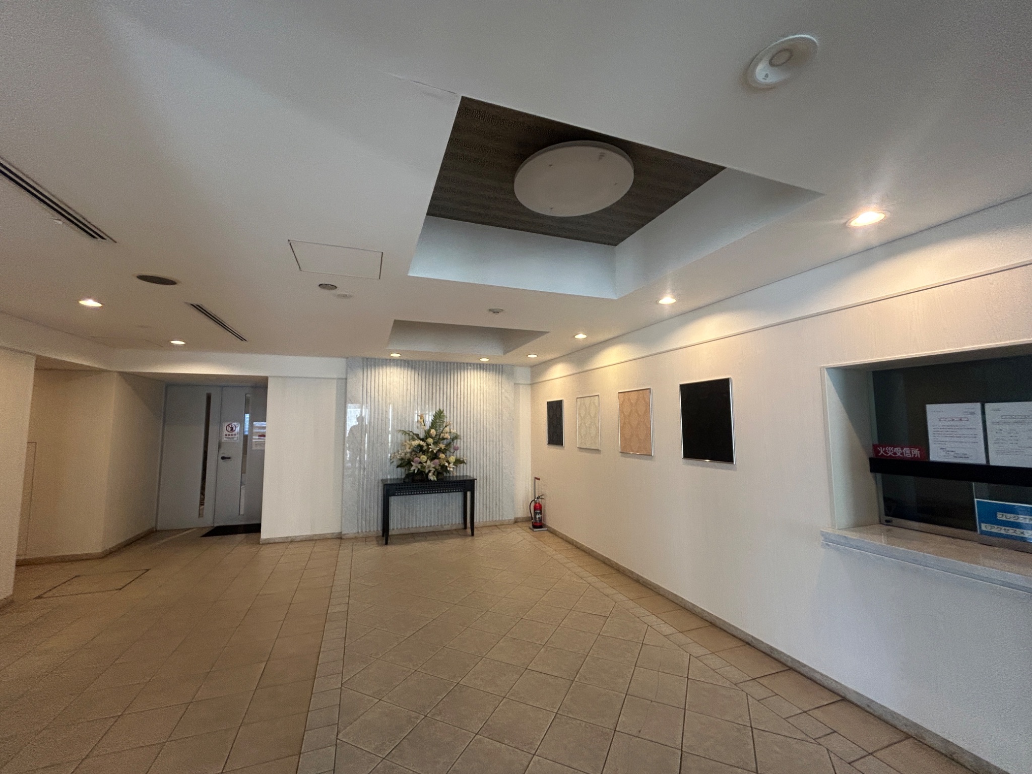 兵庫県神戸市東灘区深江本町１丁目 ロビー