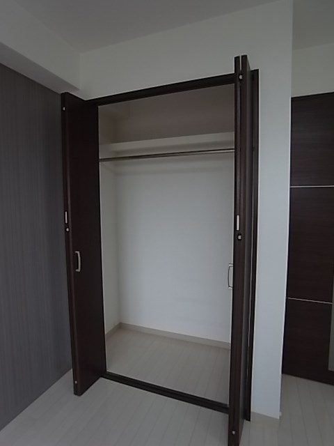 華プレシャス新伊丹 収納