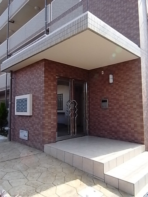 兵庫県明石市大久保町大窪 エントランス