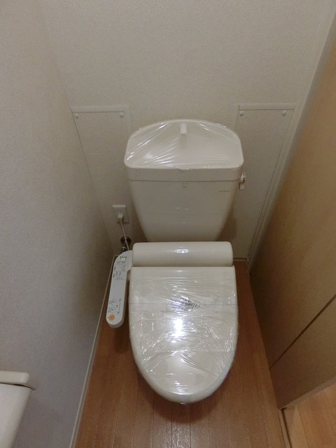 サンスーシー A棟 トイレ