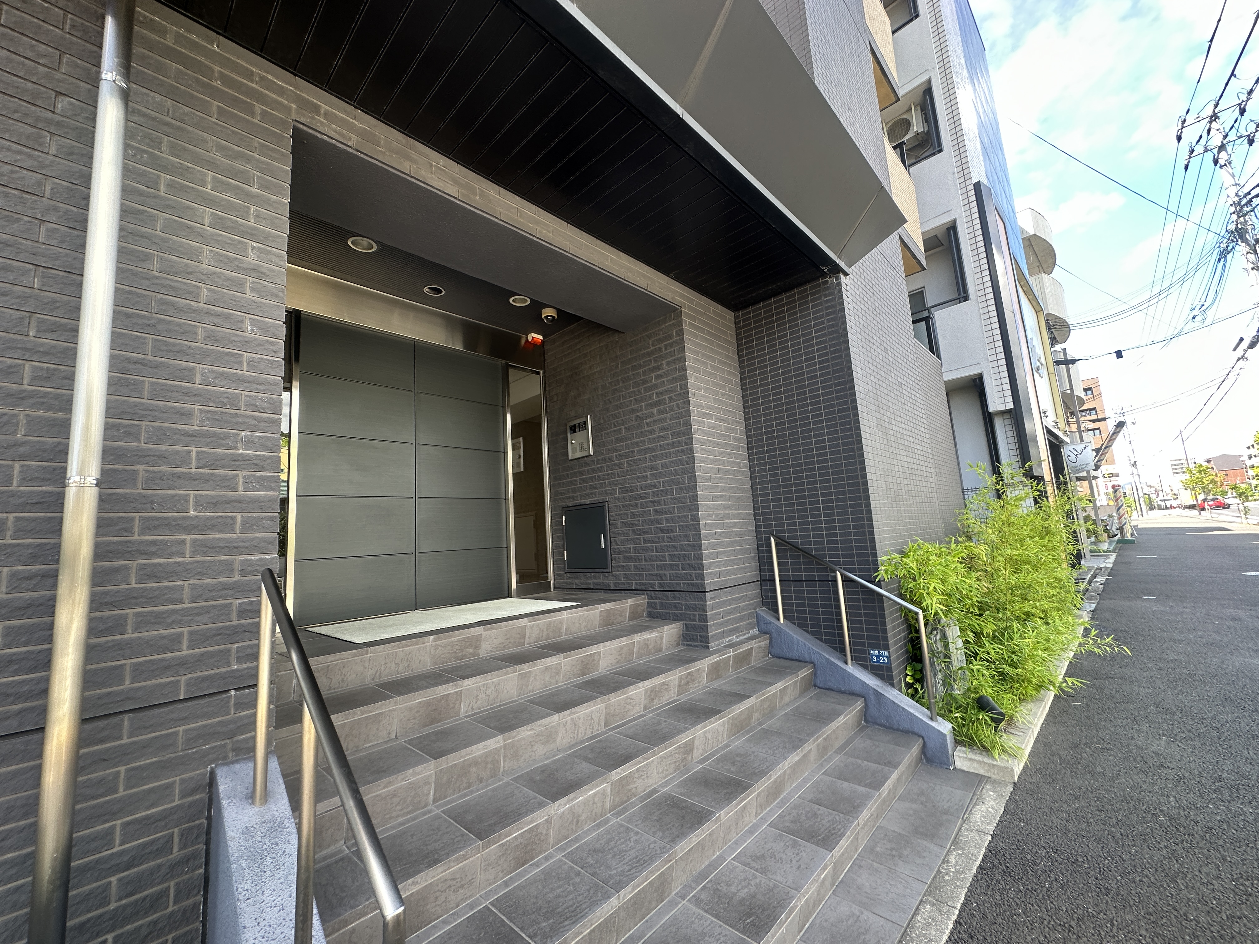 兵庫県神戸市東灘区本山北町２丁目 エントランス