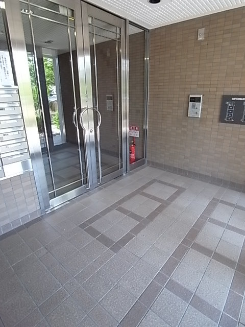 シャムロックコート西岡本 セキュリティ
