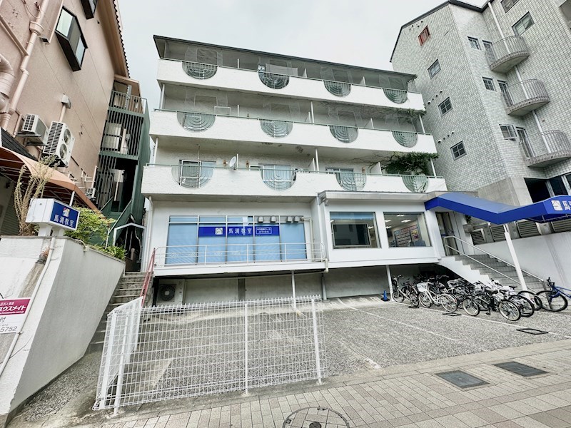 エール本山 外観