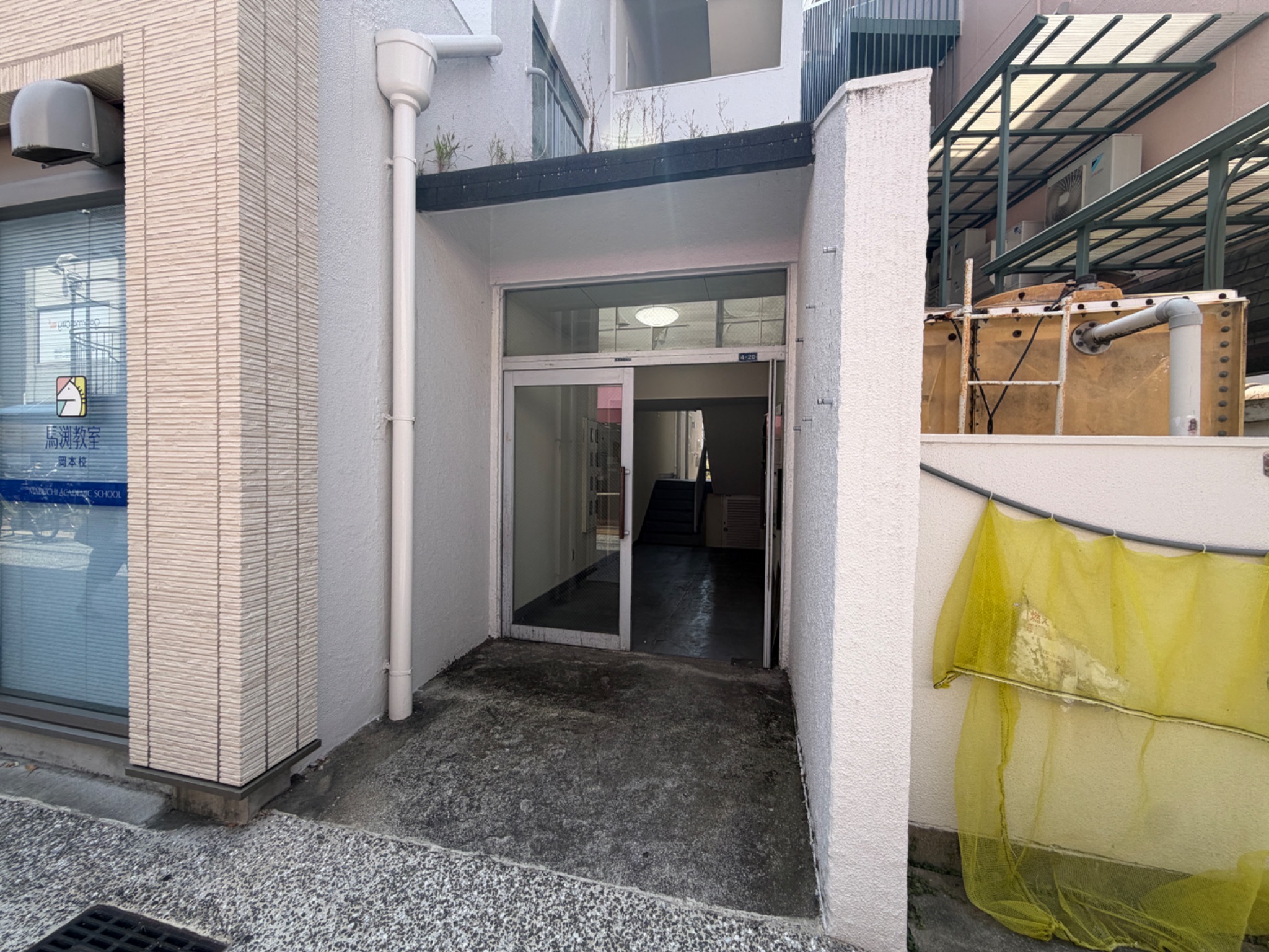 エール本山 エントランス