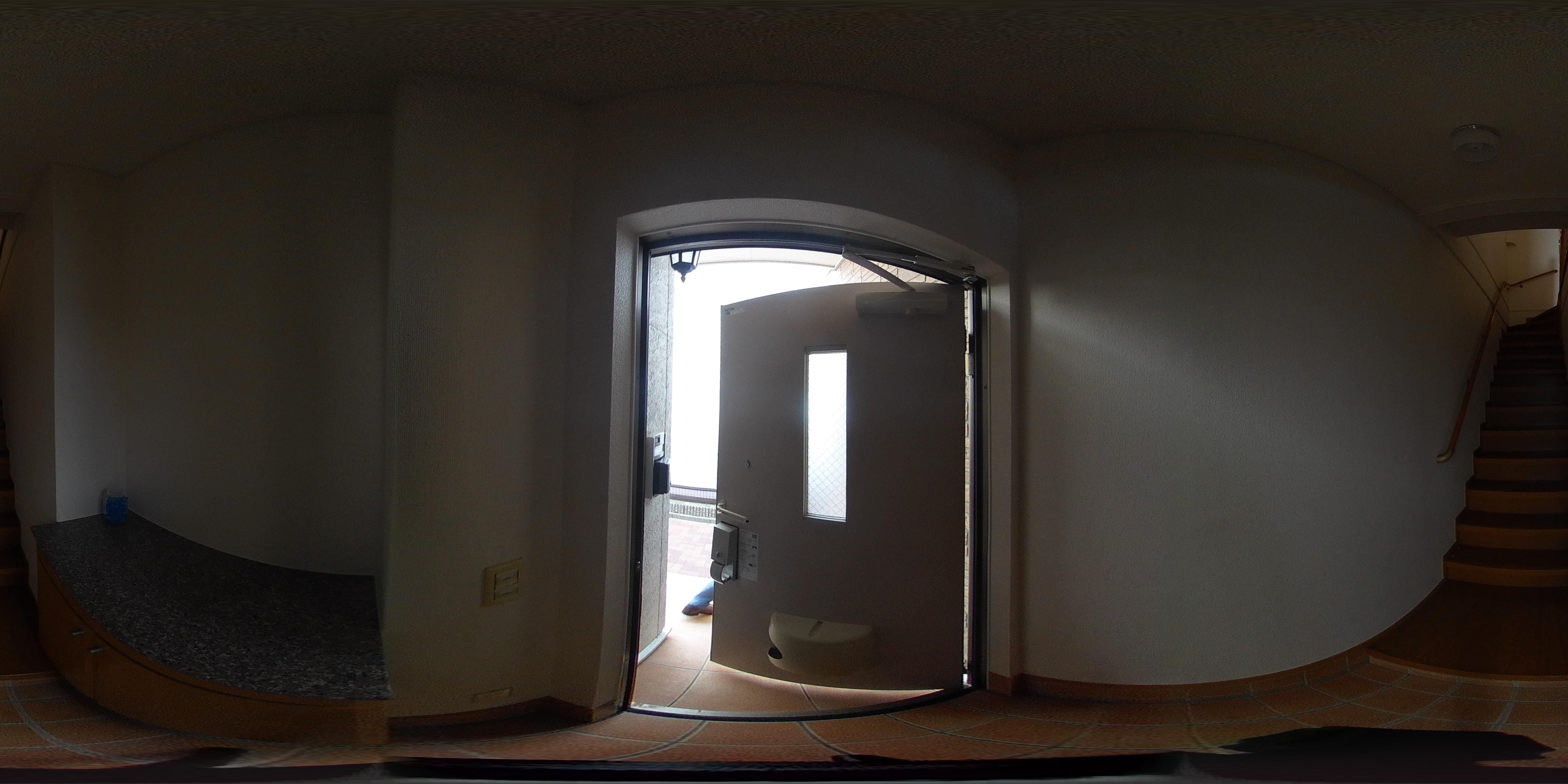 リトリートＹ 玄関