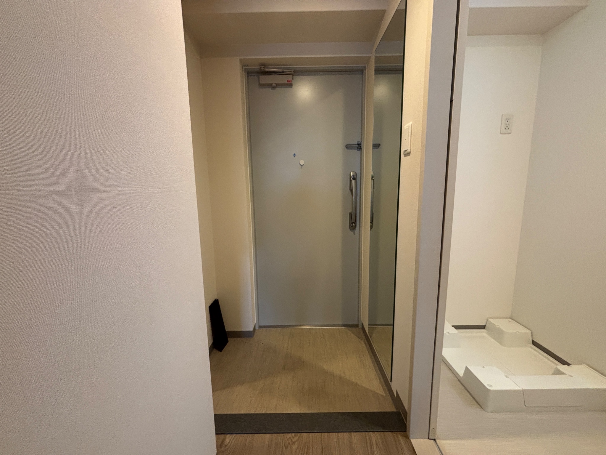 アウルムグランデ 玄関