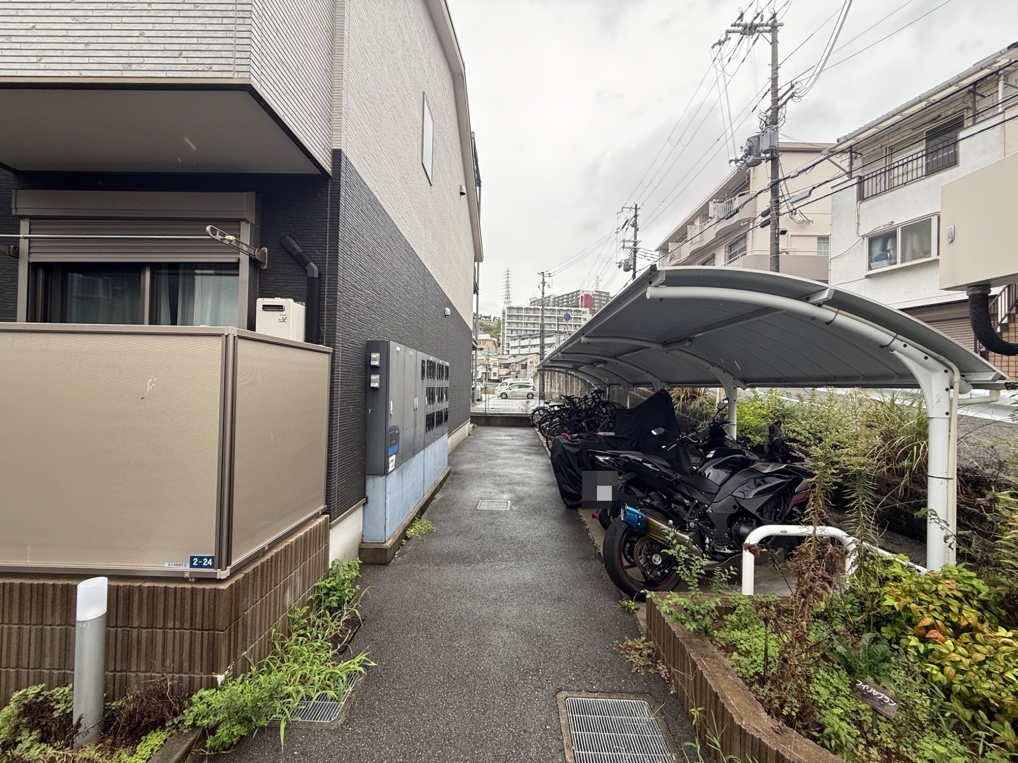 ラフィーネ神戸NORTH WING エントランス