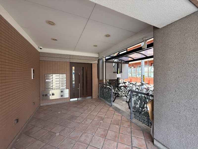 オズコート神戸本山 エントランス