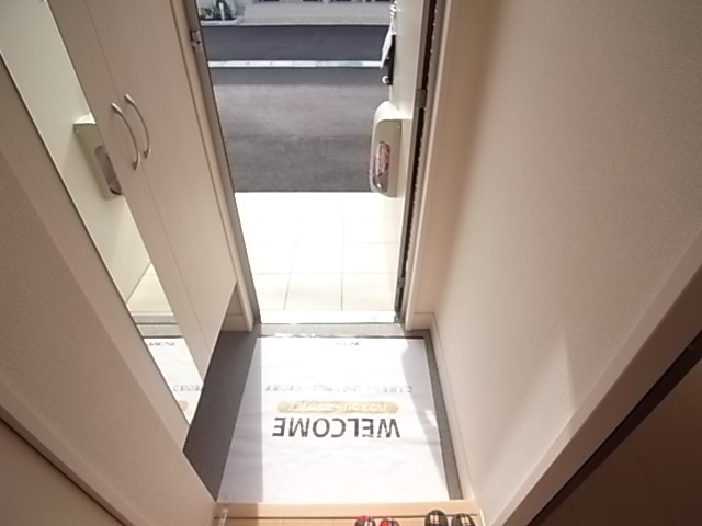 エタン・リジエール B棟 玄関