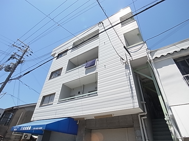 丸吉マンション 外観
