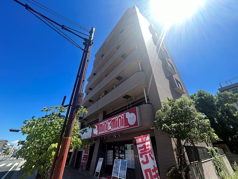 ウェルコート岡本 外観