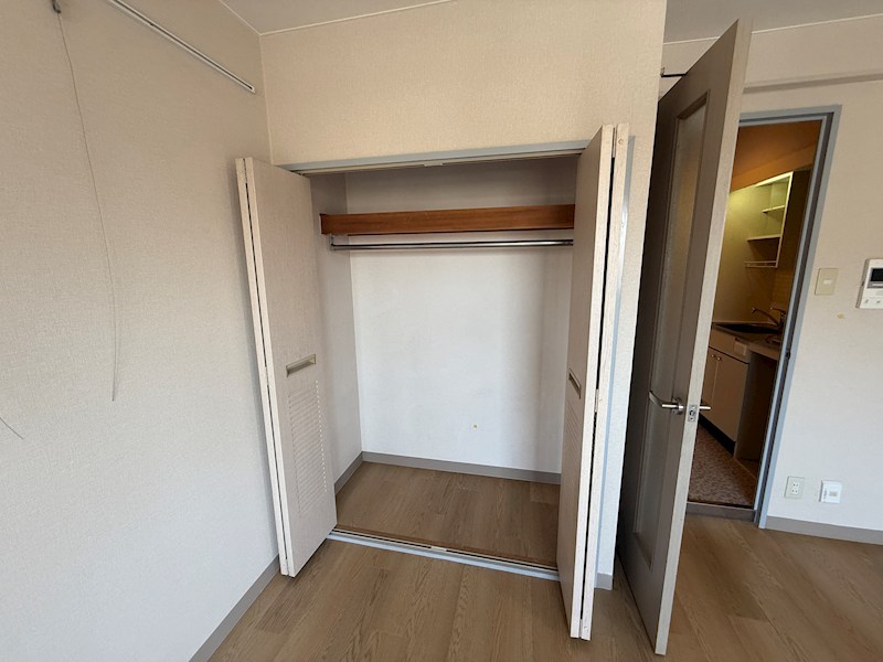 オズコート神戸本山 収納
