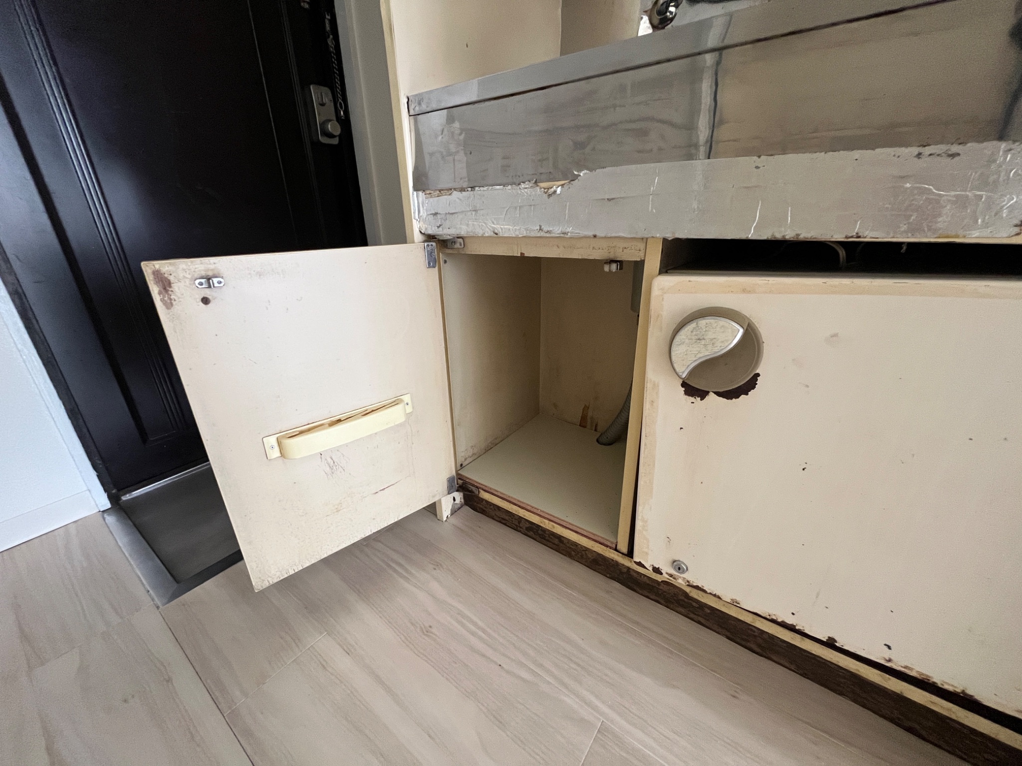 クレアドル芦屋西 収納