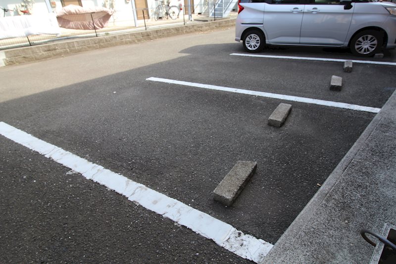 ハウスK 駐車場
