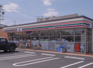 浜竹第2コンテナ敷地内　バイクコンテナ コンビニ
