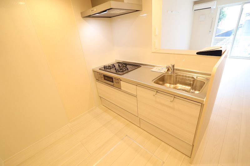 Luana Court C キッチン