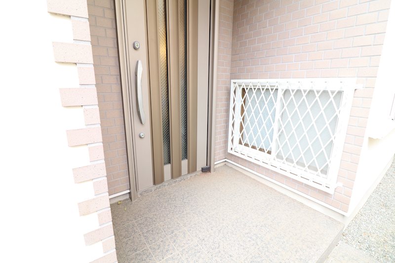 浜竹4丁目戸建 玄関