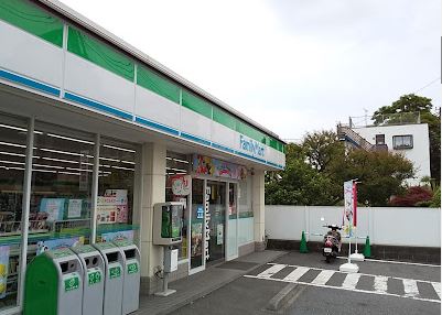 緑ヶ丘パレス井上 コンビニ