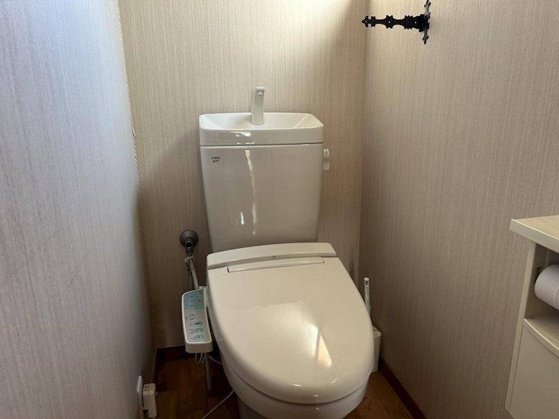 善行四丁目貸家 トイレ