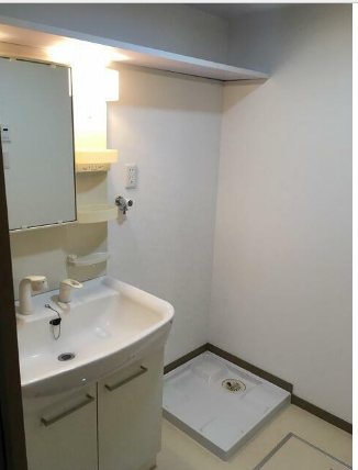 クレセール湘南 洗面所