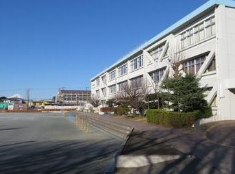 長後戸建貸家 小学校