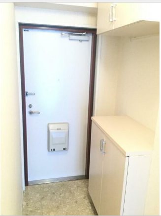 ペアシティー湘南 玄関