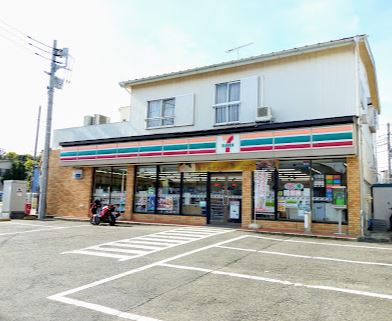 キュービック湘南　壱番館 コンビニ