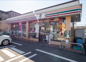 フェイムテラス コンビニ