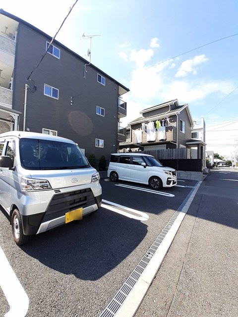 フレイデ 駐車場