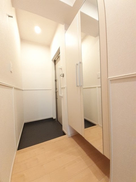 フレイデ 玄関