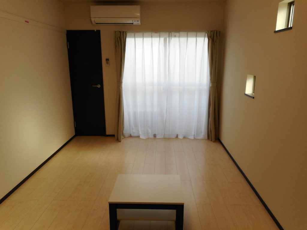 クレイノ湘南美住町 リビング