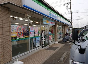 レオパレスアビテ湘南 コンビニ