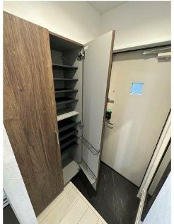 ベイルームテラス湘南台 玄関