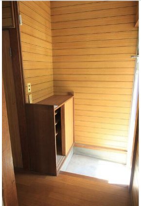 山口貸家 玄関
