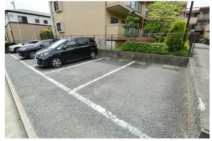 ソシアプラザ 駐車場