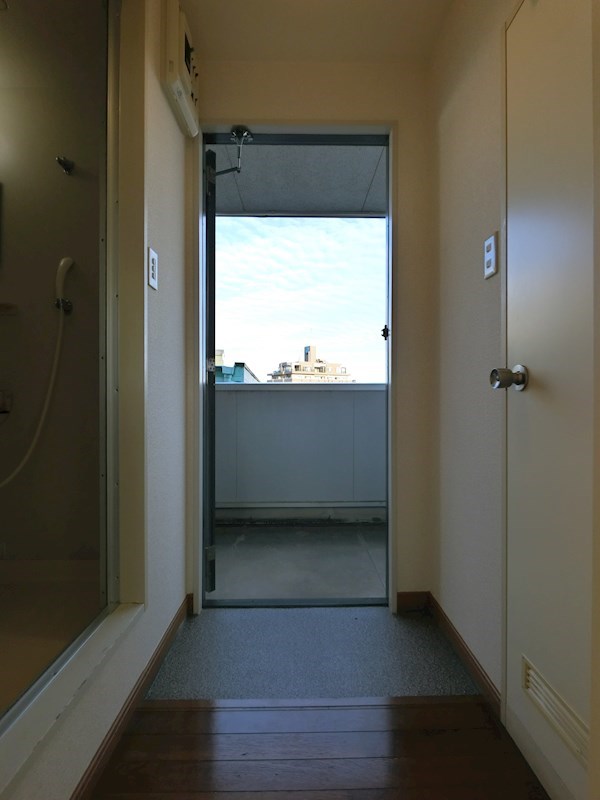 Willow court 福工大前 玄関