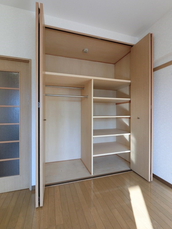 フリュウゲル21 収納
