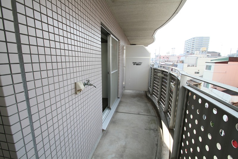 ハイコート駒川 ベランダ