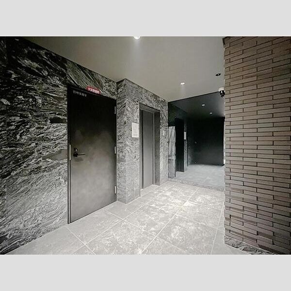 S-RESIDENCE堺浜寺broad ロビー