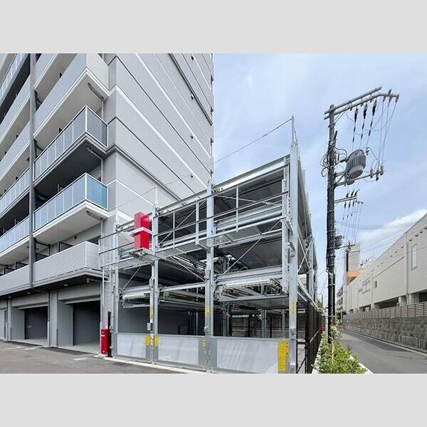 S-RESIDENCE堺浜寺broad 駐車場