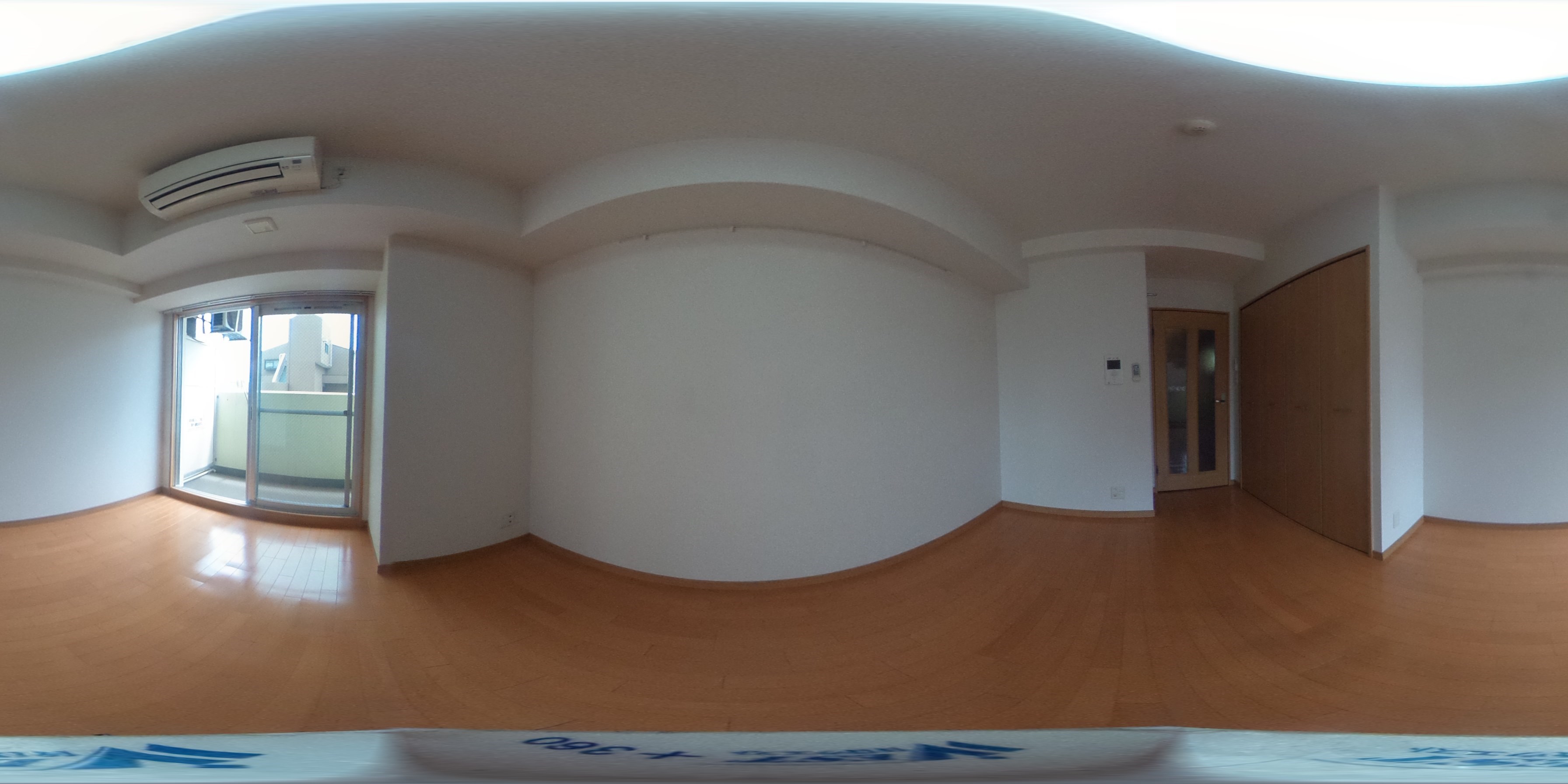 ONE　ROOF　FLAT　TENJINBASHI  リビング