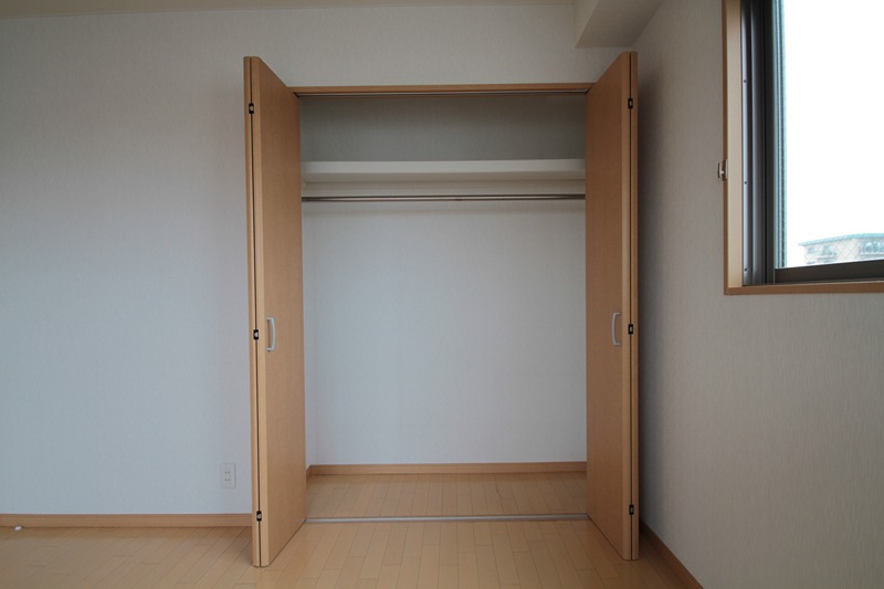 リヴェール中川 収納