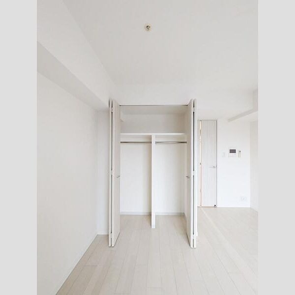 S-RESIDENCE緑橋駅前 収納