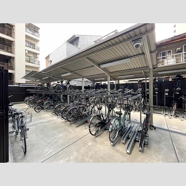 S-RESIDENCE緑橋駅前 駐車場