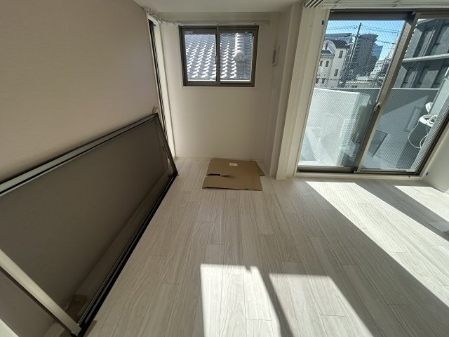 セレニテ東梅田アリエ ベッドルーム