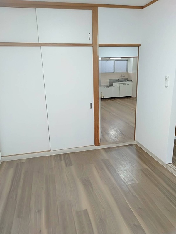 ロイヤルハイツ橿原 収納